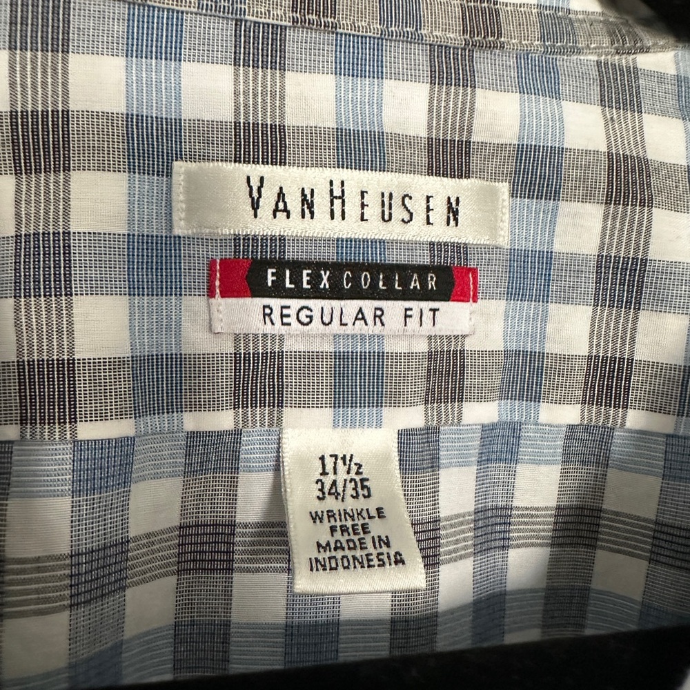 Van Heusen Black and White Plaid Button Down Shirt - Picture 4 of 5